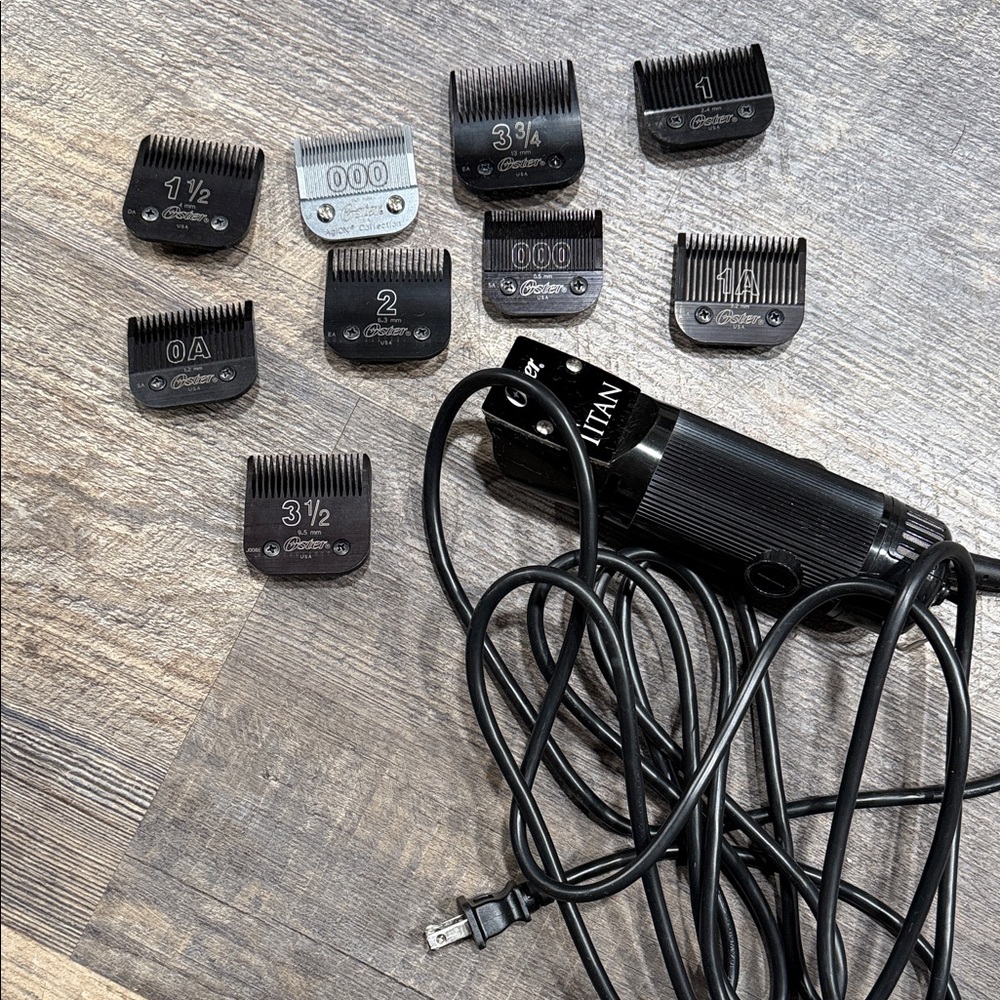 Oster Black Clipper Set with Silver and Black Attachments